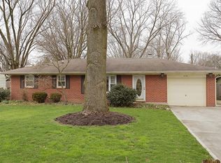 481 Lakeview Dr, Noblesville, IN 46060
