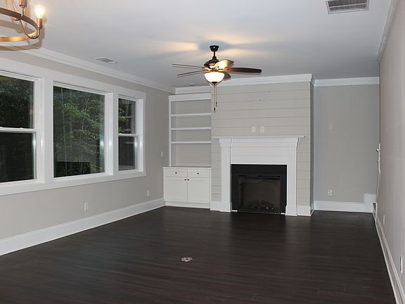 3rd image of 434 Birchwood Farms Ln