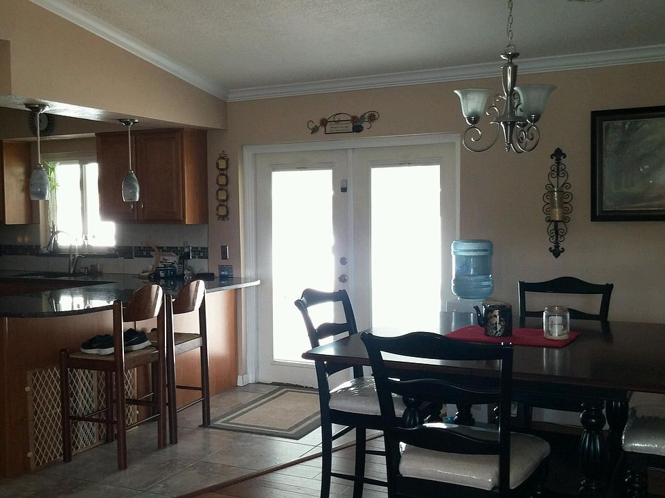 1st image of 4651 1st St NW