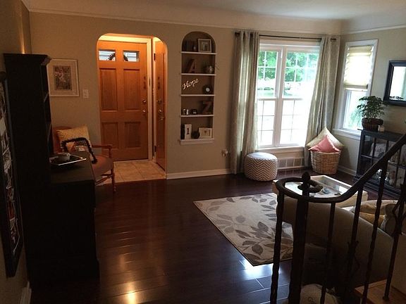 Front Entry/Living Room