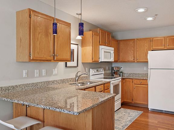 5th image of 2711 Autumnwood Ln