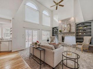 2062 Ridgeview Dr, Longmont, CO 80504