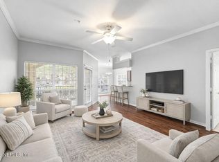 7800 POINT MEADOWS Drive #212, Jacksonville, FL 32256