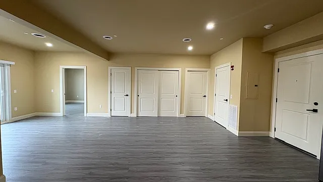 255 Washington Ave #33 — Photo 2