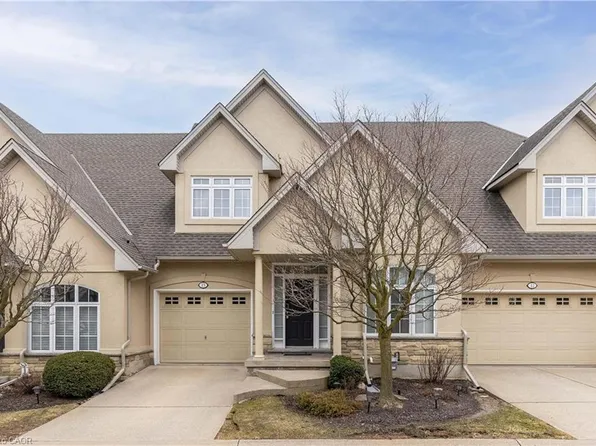 8142 Costabile Dr #13, Niagara Falls, ON L2H 3M3