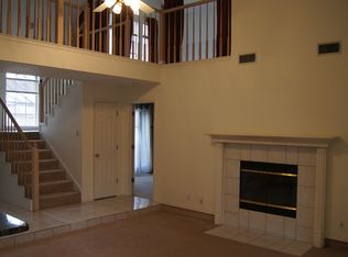 912 Greenridge Dr, Arlington, TX 76017