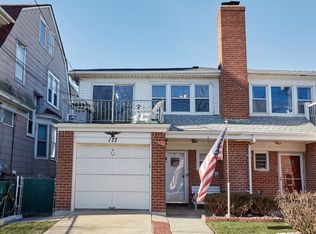 177 Beach 120 St, Rockaway Park, NY 11694