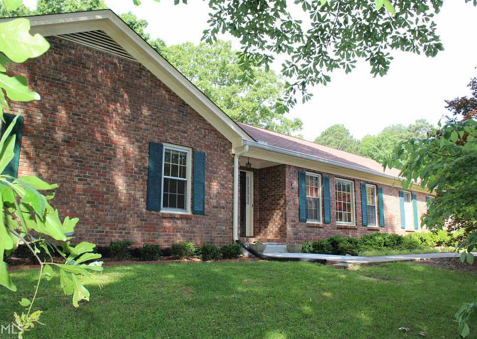 1st image of 2173 Valley Creek Cir