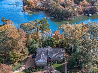 40 Oyster Point, White Stone, VA 22578