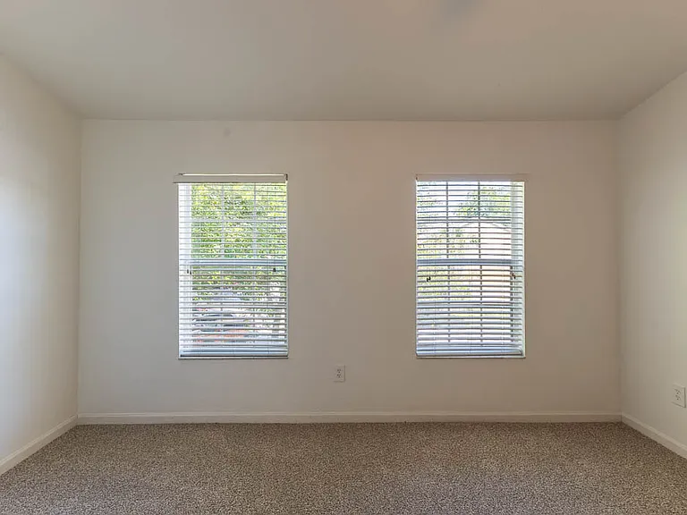 Stockton Dr — Photo 34