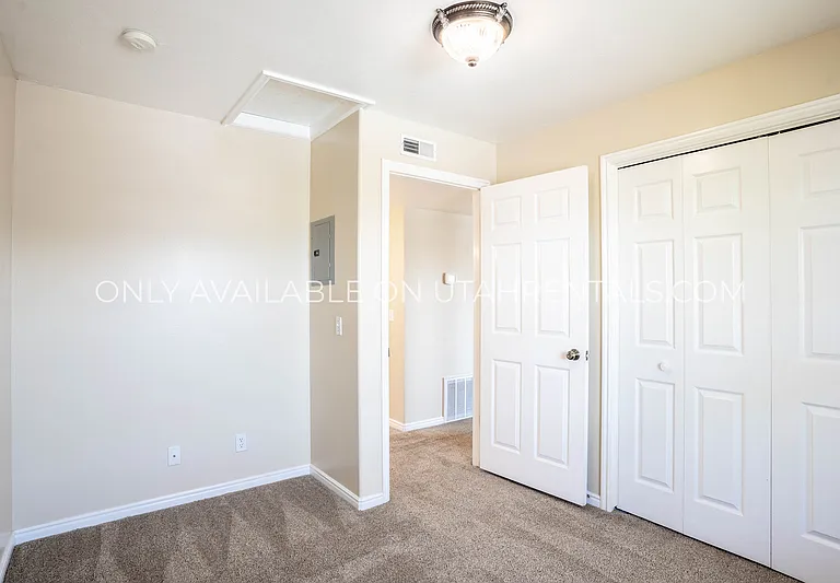 1512 S 175 E — Photo 9