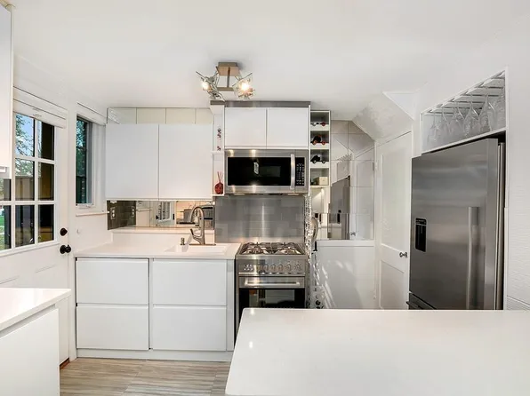 44 Duff St, Watertown, MA 02472