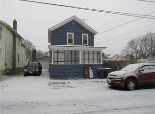 38 Shuler St, Lyons, NY 14489