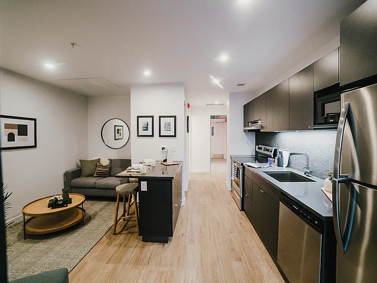 221 Stradbrook Ave — Photo 22