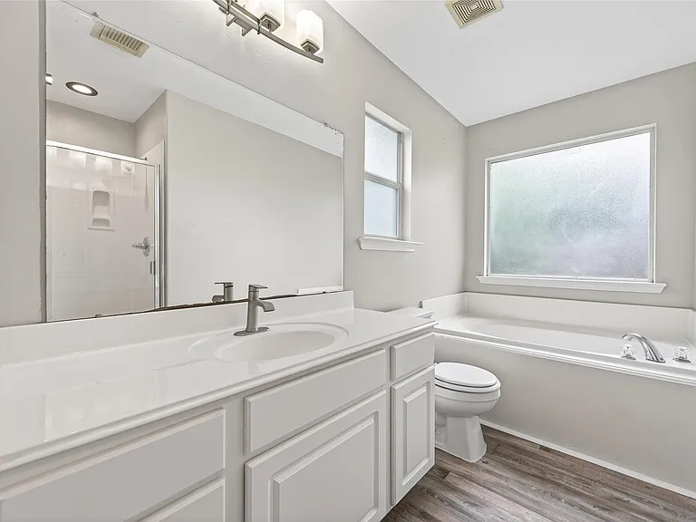 18499 Sunrise Pines Dr — Photo 23