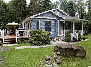 36 Cranberry Way, Sand Lake, NY 12153