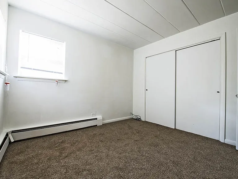 12507 S Ashland Ave — Photo 7