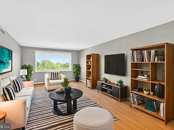 8315 N Brook Ln #2-1004, Bethesda, MD 20814