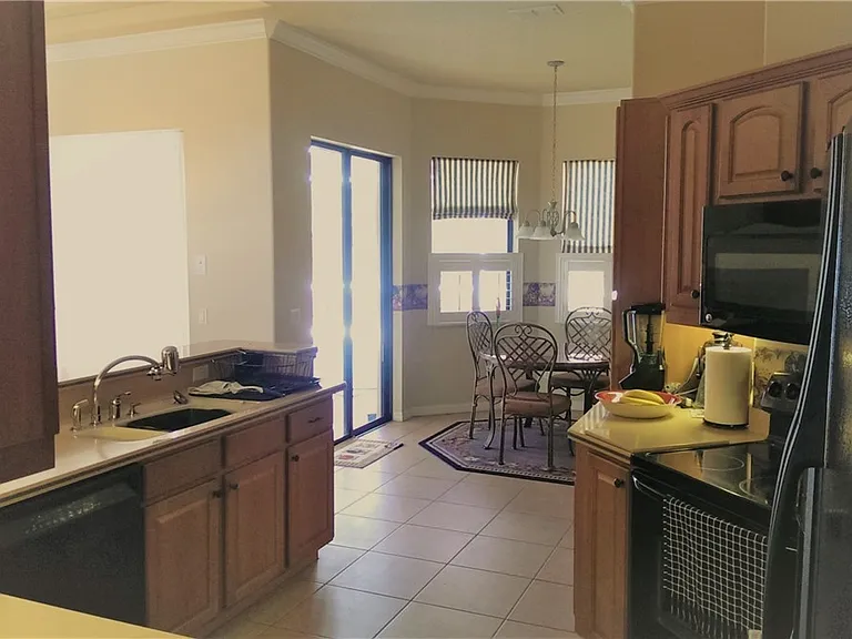 38 Linder Dr — Photo 7