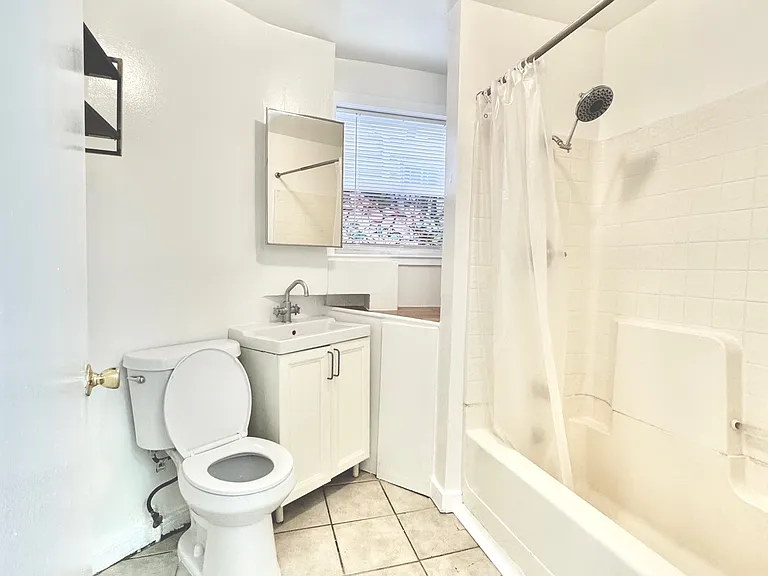 3110 Martin Luther King Jr Way — Photo 11