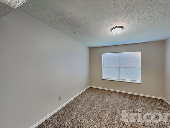 4th image of 1809 Woodstream Ct