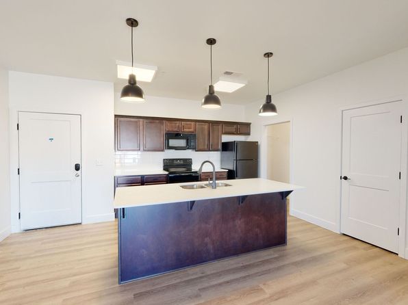 2390 W Spring Dr #C208