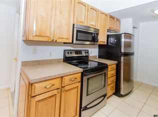 174 Arrow Wood Pl, Ballston Spa, NY 12020