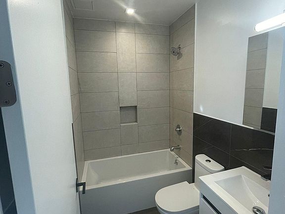 2nd image of 20 E 212th St #3A
