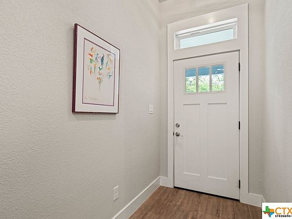 5th image of 906 Gravel St