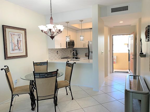 4th image of 3326 Olympic Dr APT 425