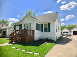 1209 N Monroe St, Litchfield, IL 62056