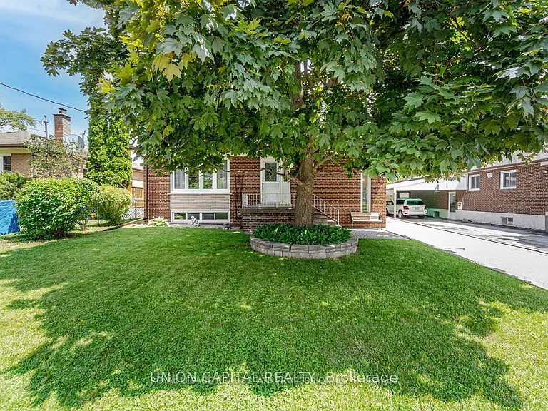 383 Neal Dr — Photo 1