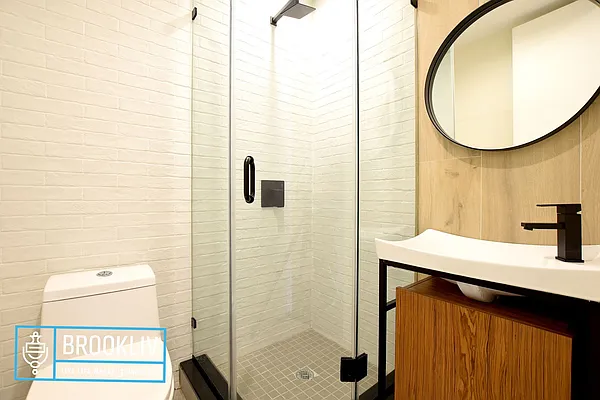 Rented by null | media 22