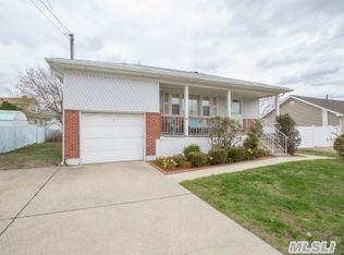 2671 S Street Marks Ave, Bellmore, NY 11710