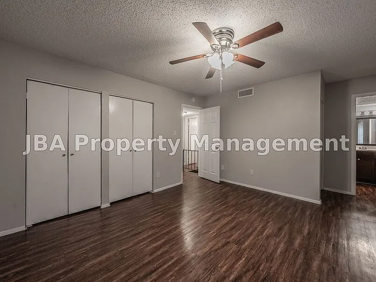 1770 Farleigh Ct #1770F — Photo 27