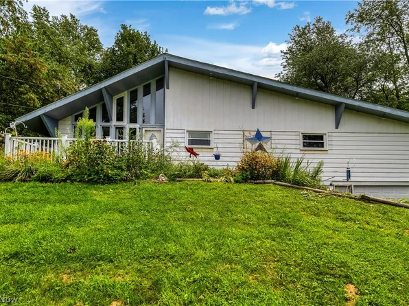 1152 Township 162 Rd, Mingo Junction, OH 43938