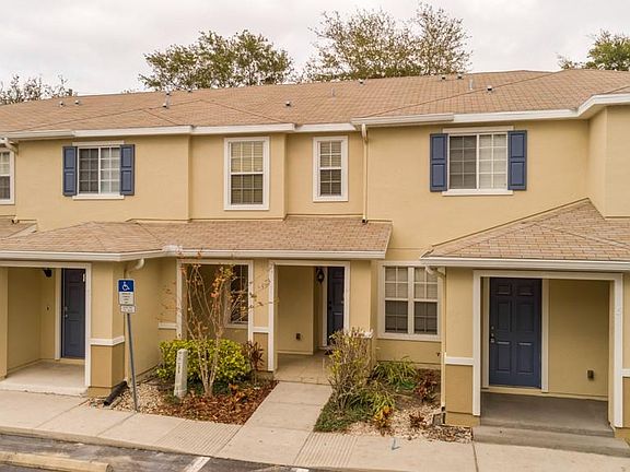 2nd image of 2525 Harn Blvd Unit 4