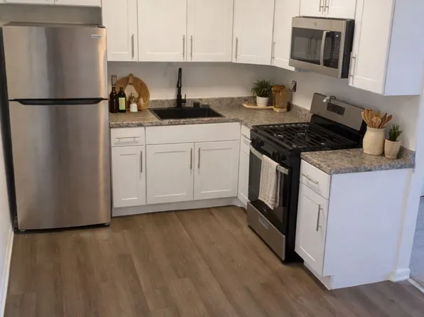 Carriage House, 100 New Rd #1B-1Ba-550Sqft, Somers Pt, NJ 08244