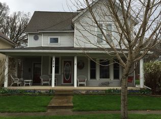 204 E Main St, Sidney, IL