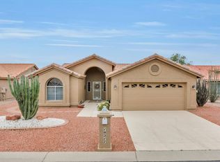 10217 E Coopers Hawk Dr, Sun Lakes, AZ 85248