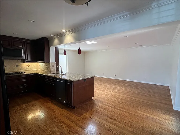 4016 Mesa St — Photo 19