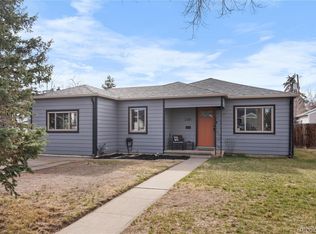 2381 Newark St, Aurora, CO 80010