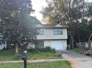 1612 Broadway St, Iowa City, IA 52240
