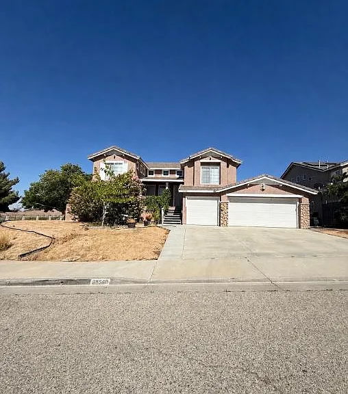 38530 Cougar Pass — Photo 2