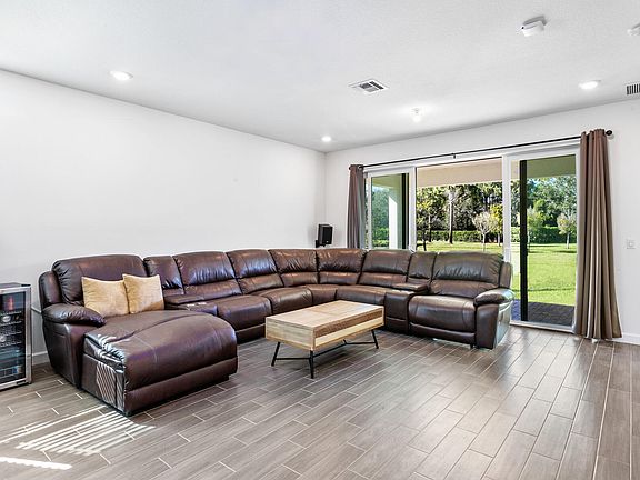 4th image of 3267 Dunning Drive