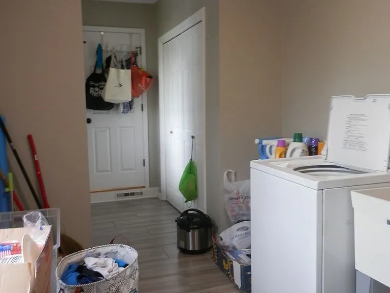 1510 Woodrail Ave — Photo 15