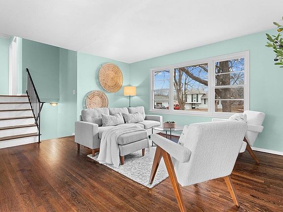 4th image of 9407 Palmer Ave
