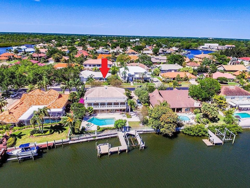 1st image of 7113 Pelican Island Dr