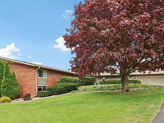 2nd image of 6238 Knollwood Dr