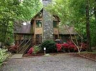 207 Strand Dr, Badin Lake, NC 28127